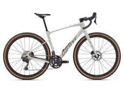 GIANT REVOLT ADVANCED 0 2025